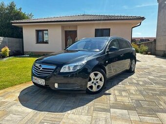 Opel Insignia Combi 2.0 CDTI