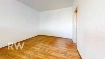 NA PRERÁBKU - VEDĽA OC JUŽANKA - 1 izb. - 35 m2 - Do tichej