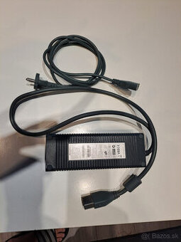 Xbox 360 original adapter napajací zdroj.
