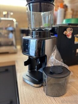 Kávomlynček Siguro GR-K630SU Inneo