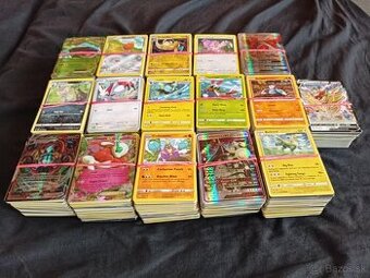 Pokémon karty cez 1800 kusov