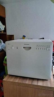 Stolová umývačka riadu Elektrolux ESF 2435