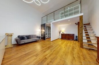 Prenájom veľkometrážneho 1 izbového bytu v Starom Meste Brat