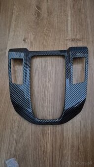 Kryt okolo tlacidiel a radenia Honda cr v 5