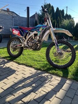 Yamaha yz250f