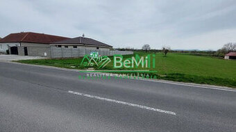 Exkluzívne - predaj veľký stavebný pozemok v obci Rakovice