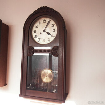 Nástenné hodinny Mauthe