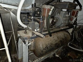 Kompresor – liatinová hlava, MEZ motor