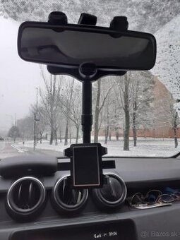 Drziak na mobil do auta