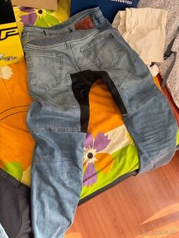 Trilobit kevlarove rifle