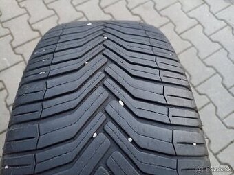 Celoročné pneu Michelin CrossClimate 235/55 R17 XL