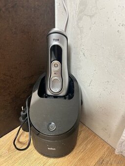 Holiaci strojček Braun série 9