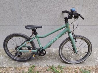 Odlahceny detsky bicykel ACADEMY 20"