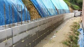 Oporny mur, betonazne prace, plot