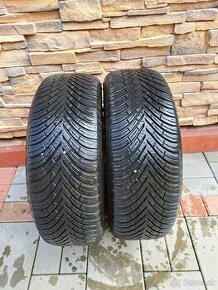 Celoročné pneu Vredestein 2ks/ Zimné pneu Nexen 2ks