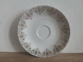 porcelánové tanieriky Made in Czechoslovakia podšálky
