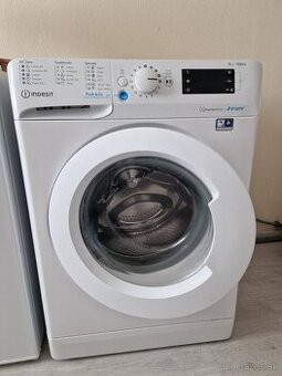 Práčka Indesit