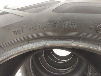 Predám Pneu letné 235/55/18 V XL