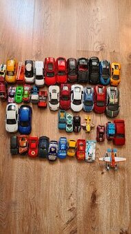 Autíčka hotwheels, lightning MC queen a iné