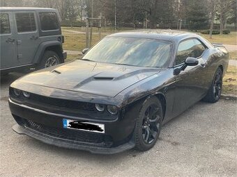 Dodge Challenger 5.7 Hemi