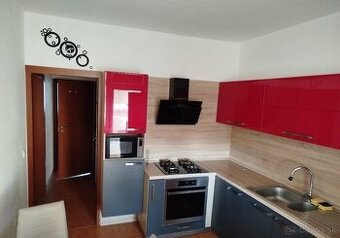 Prenájom 3 izbového bytu na Šulekovej ulici v Prievidzi