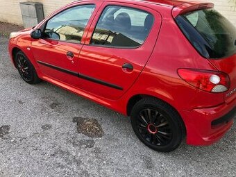 Peugeot 206 + 2011
