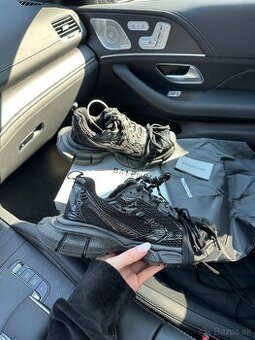 Balenciaga 3XL