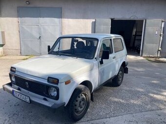 Lada Niva 4x4. 1.7i r.v 2000