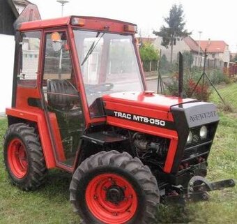 Malotraktor MT8