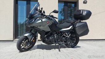Predam Honda NT1100