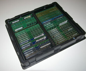 8GB DDR3 RAM moduly