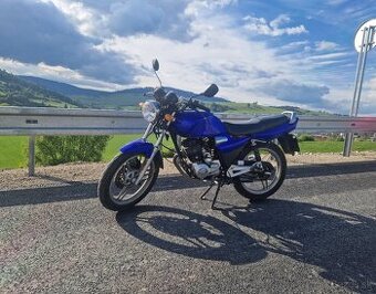 Predam moto Yuki 125 cm