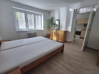 IBA U NÁSPrenájom 2izb.byt v Považskej Bystrici časť Lánska