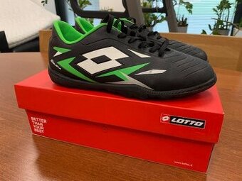 Detské turf-kopačky LOTTO Solista 700 VI TF Jr.