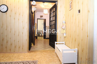 NA PREDAJ RODINNÝ DOM S PANORAMATICKÝM VÝHĽADOM NA HUMENNÉ