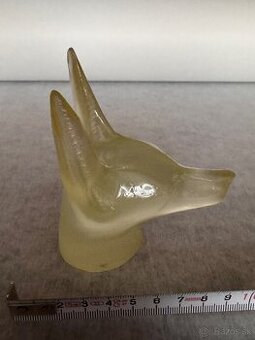 Skl. soška hlavy psa Anubis, světélkující zeleně