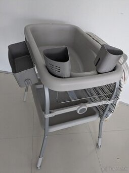 prebaľovací pult s vaničkou Chicco