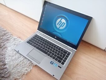 predám HP elitebook / 8gb ram / Intel core i5 / 256gb ssd-