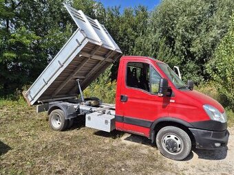 Prenajom pozicovna trojstranny sklapac valnik Iveco Daily