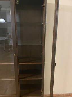 Predám IKEA komodu - vitrínu