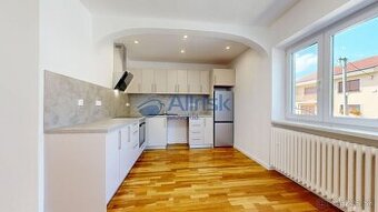 Na predaj kompletne zrekonštruovaný 2-izbový byt v skvelej l