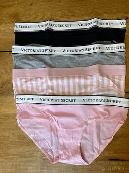 Logo nohavičky M od Victoria's Secret / PINK