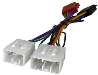 Redukcia inštalácie MAZDA na ISO konektor >2000