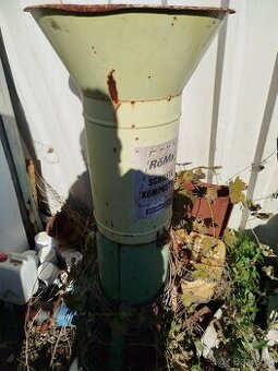 Drtič záhradného odpadu