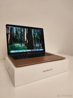 MacBook Air 2020 | i7 • 8GB • 256GB SSD