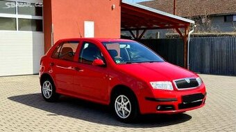 Škoda Fabia 1,4 16V Perfektný stav garàžovanė vozidlo.