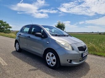 Toyota yaris 1.3 T 5D