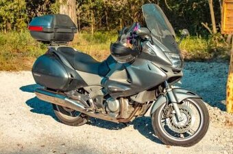 Predám Honda NT 700V Deauville (2006), 66 000 km