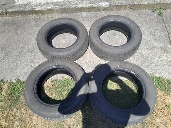 Zimne pneu 195/65r15 - 1