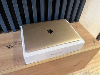 Predám MacBook - 1